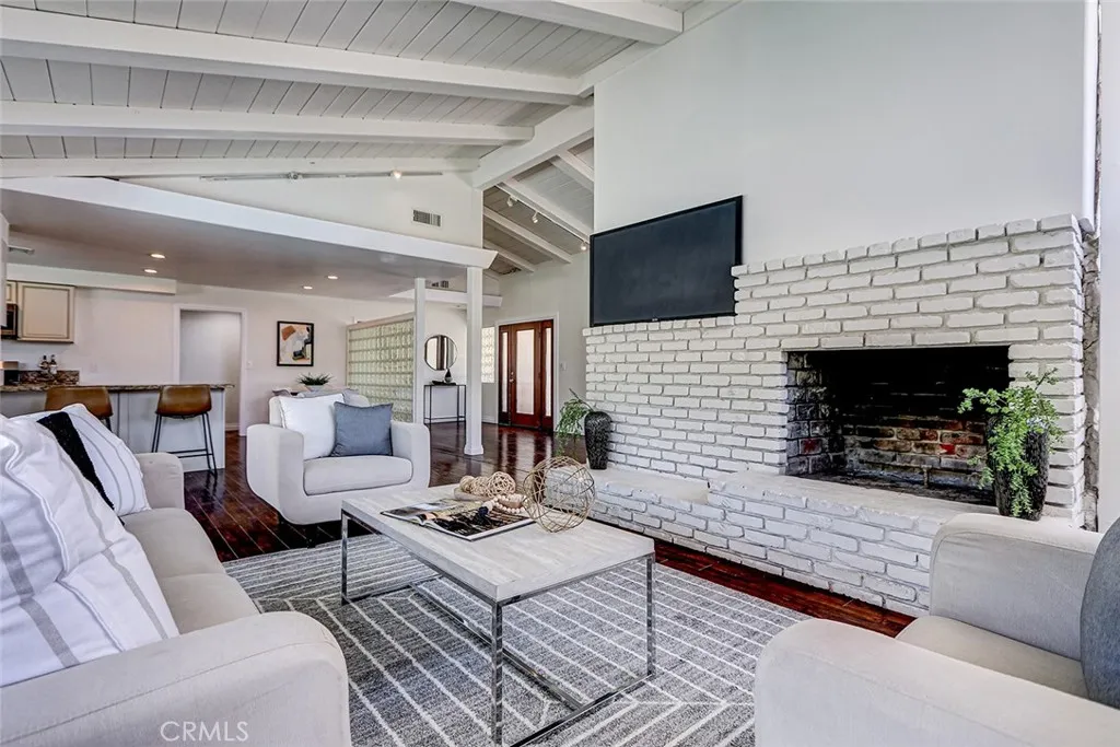 2552 Palos Verdes Drive W, Palos Verdes Estates, California 90274 home-pic-5