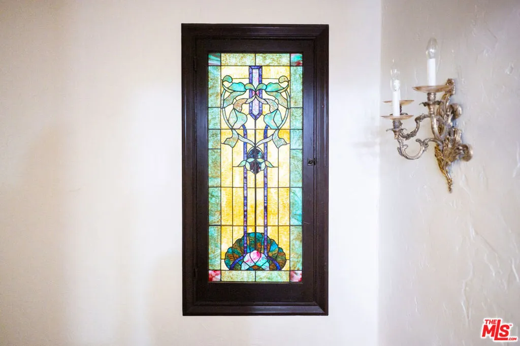 6655 Emmet Terrace, Los Angeles, California 90068 home-pic-28