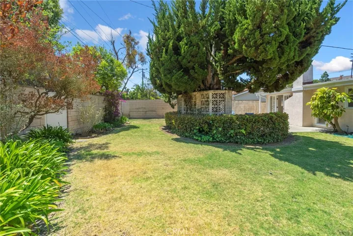27128 Springcreek Road, Rancho Palos Verdes, California 90275