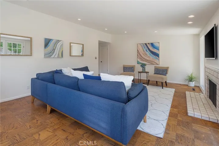 27128 Springcreek Road, Rancho Palos Verdes, California 90275