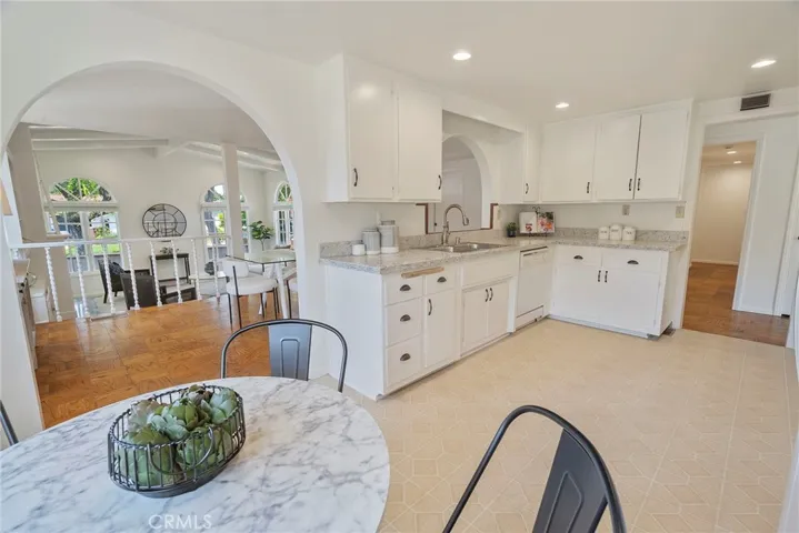 27128 Springcreek Road, Rancho Palos Verdes, California 90275