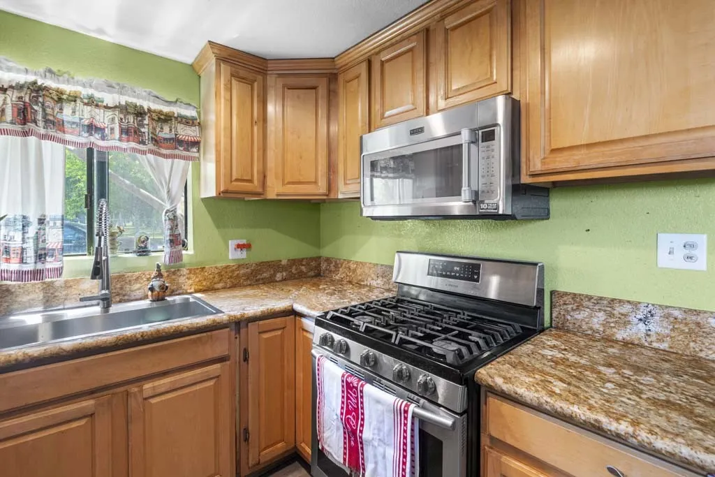 11073 Andrews Street, South El Monte, California 91733 home-pic-15