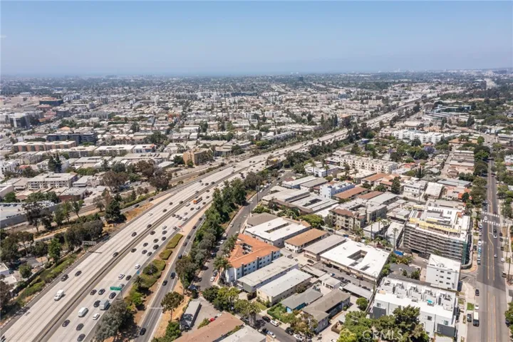 3337 S Durango Avenue, Los Angeles, California 90034