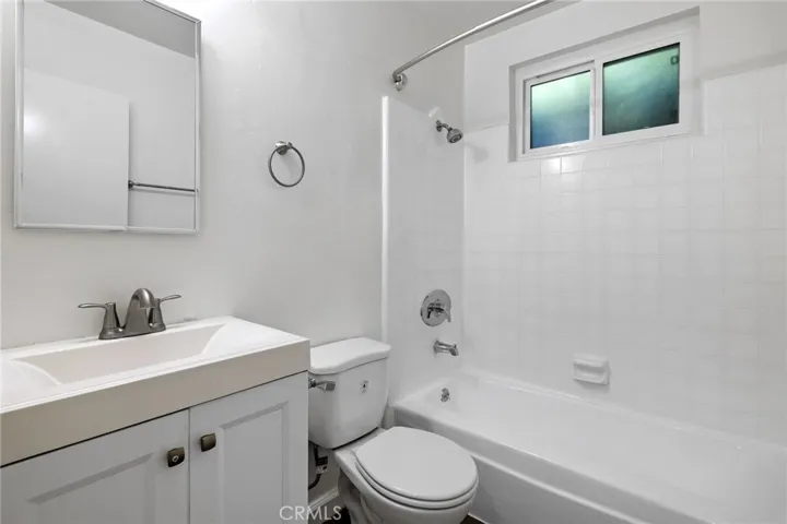 3337 S Durango Avenue, Los Angeles, California 90034