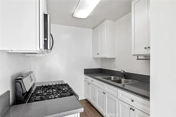 3337 S Durango Avenue, Los Angeles, California 90034