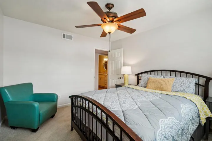 Guest bedroom #2