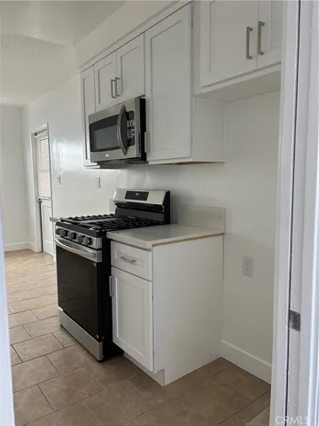 12532 Cranbrook Avenue, Hawthorne, California 90250