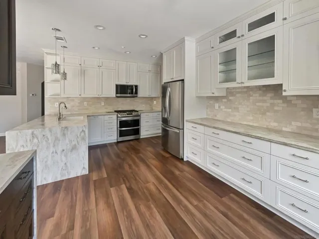 10334 Hitching Post Way, Santee, California 92071