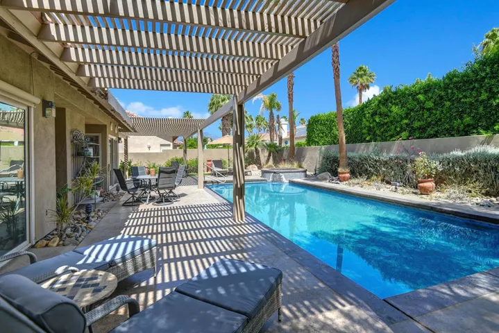 COVERED PATIO REVERSE.jpg mls