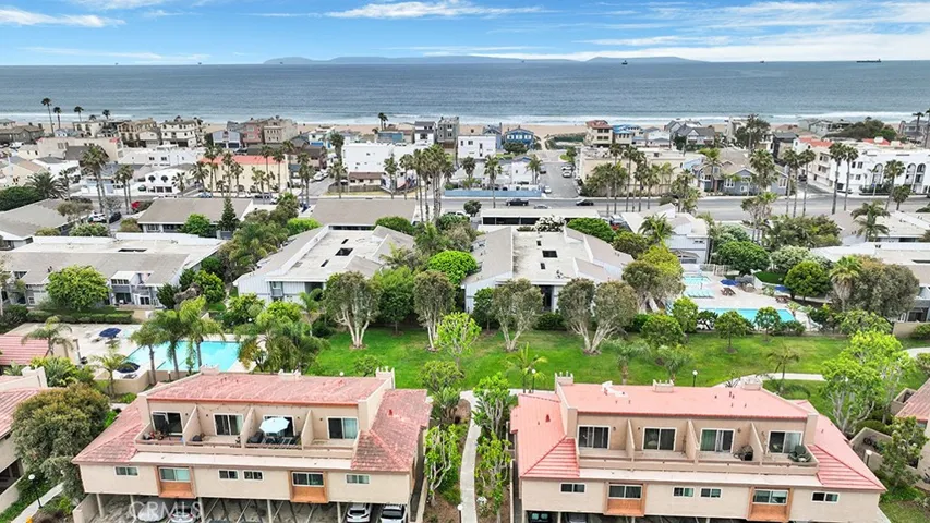16879 Bluewater Lane 25, Huntington Beach, California 92649