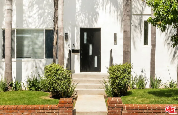 151 S Rexford Drive, Beverly Hills, California 90212