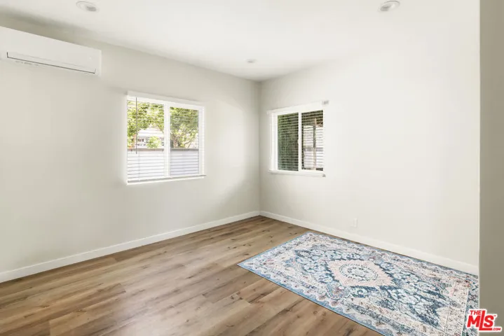 151 S Rexford Drive, Beverly Hills, California 90212