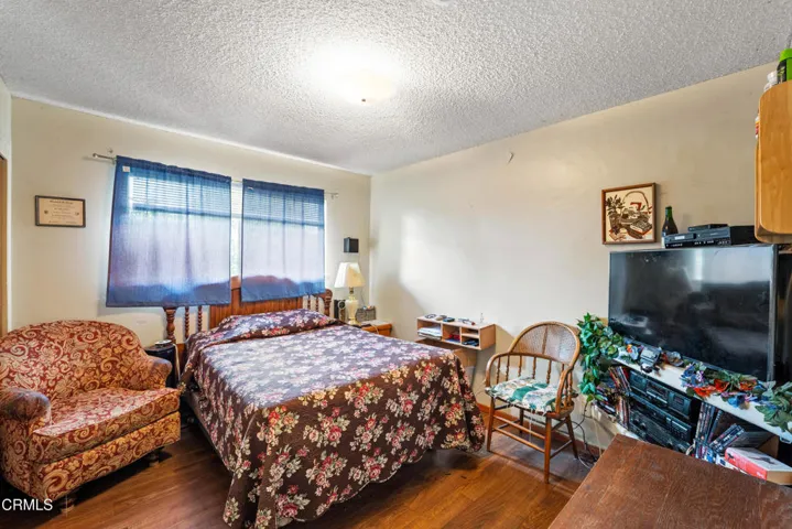 4320 Hamilton Ave MLS-19