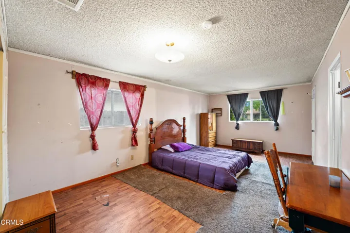 4320 Hamilton Ave MLS-16
