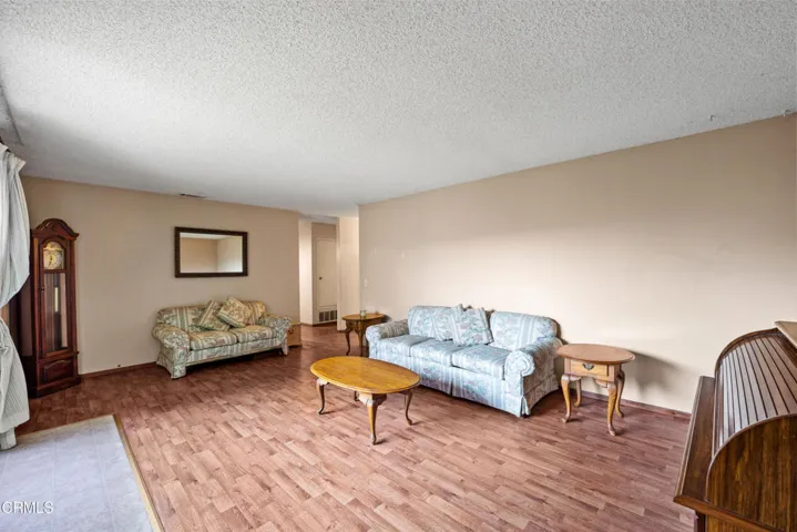 4320 Hamilton Ave MLS-5