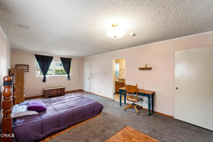 4320 Hamilton Ave MLS-17