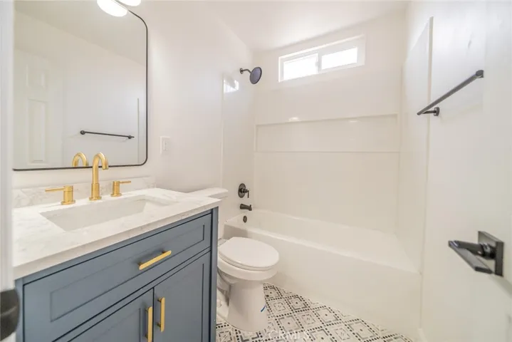 725 San Anselmo Avenue, San Bernardino, California 92410
