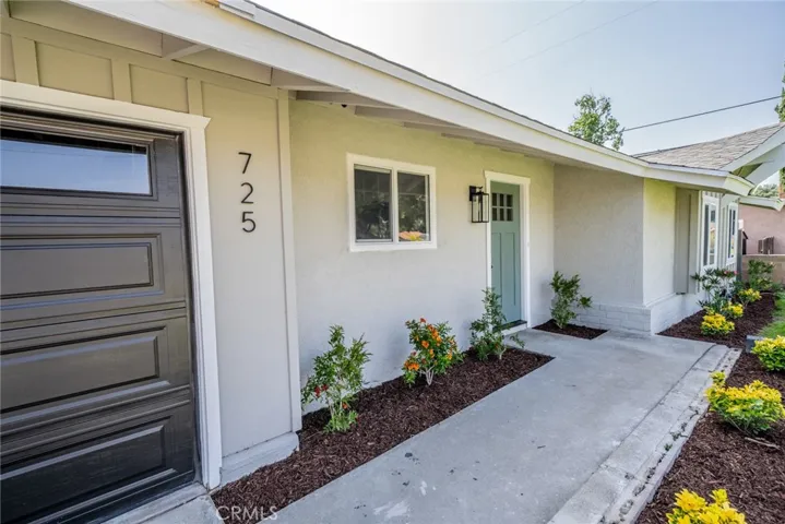 725 San Anselmo Avenue, San Bernardino, California 92410