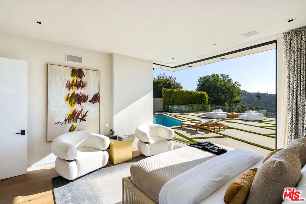 816 Glenmere Way, Los Angeles, California 90049 home-pic-9