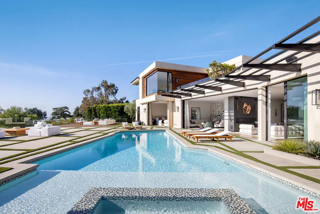 816 Glenmere Way, Los Angeles, California 90049 home-pic-1