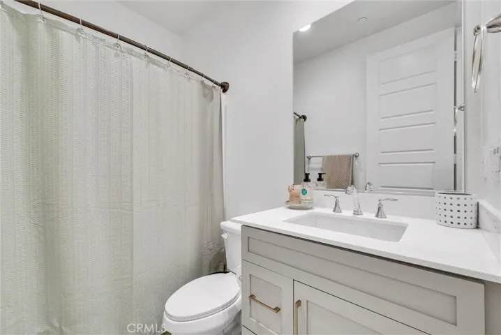 5321 Prato Lane, Fontana, California 92336