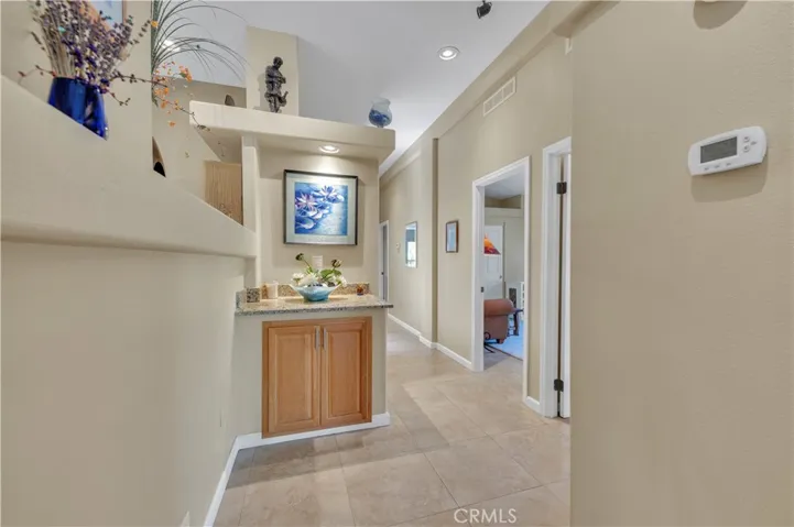 Hallway towards bedrooms
