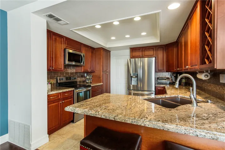 Breakfast bar