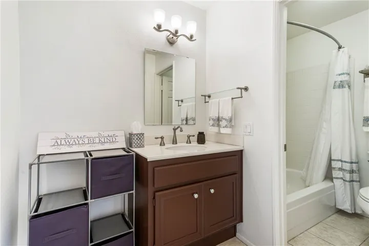 Second primary bathroom
