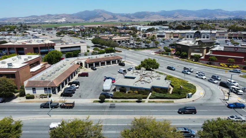 1850 N Main Street, Salinas, California 93906