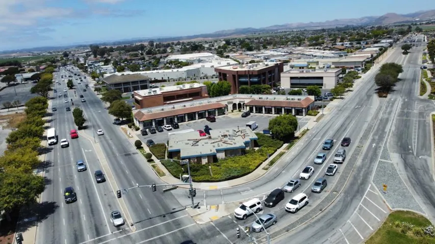 1850 N Main Street, Salinas, California 93906