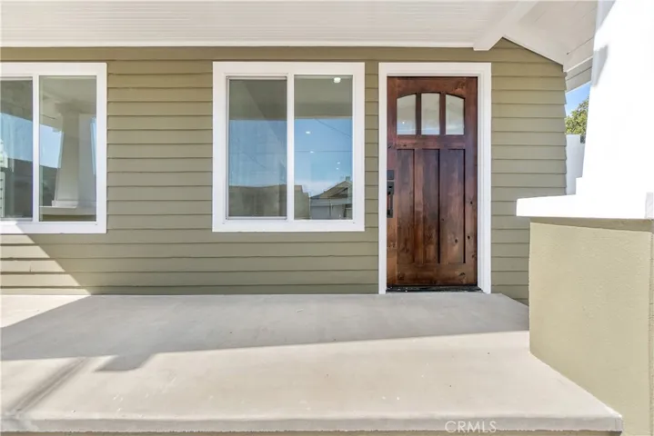 1027 E 10th St, Long Beach, California 90813