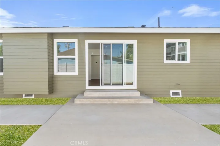 1027 E 10th St, Long Beach, California 90813