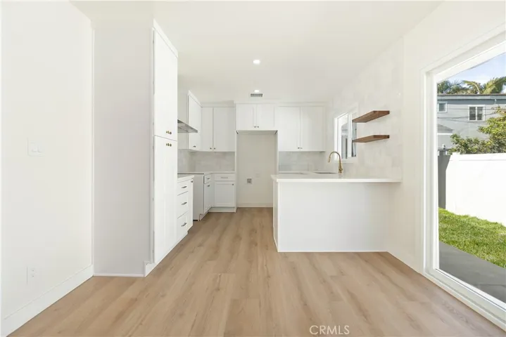 1027 E 10th St, Long Beach, California 90813