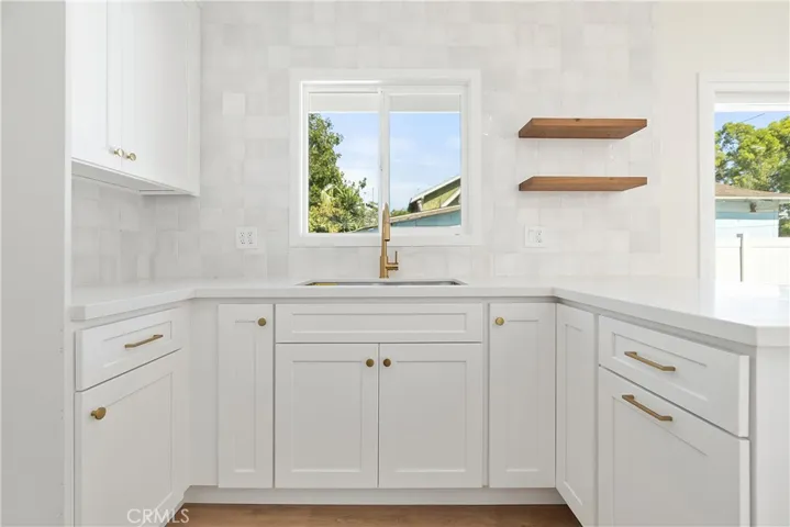 1027 E 10th St, Long Beach, California 90813