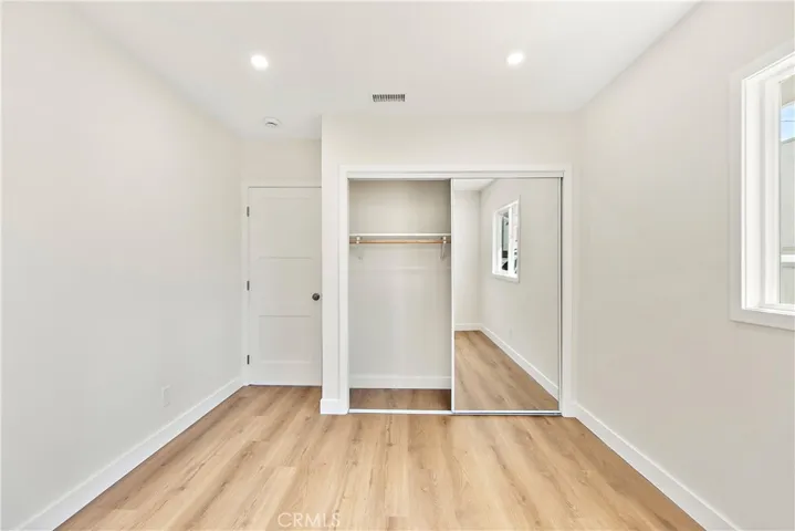1027 E 10th St, Long Beach, California 90813