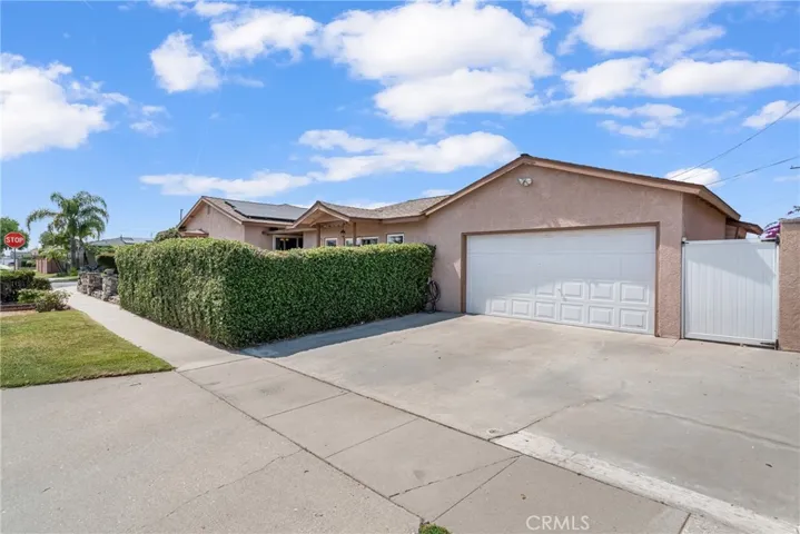 7860 La Fiesta Drive, Buena Park, California 90620