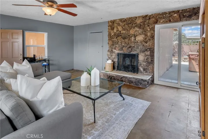 7860 La Fiesta Drive, Buena Park, California 90620