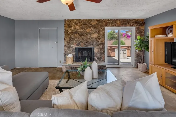 7860 La Fiesta Drive, Buena Park, California 90620