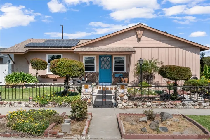 7860 La Fiesta Drive, Buena Park, California 90620