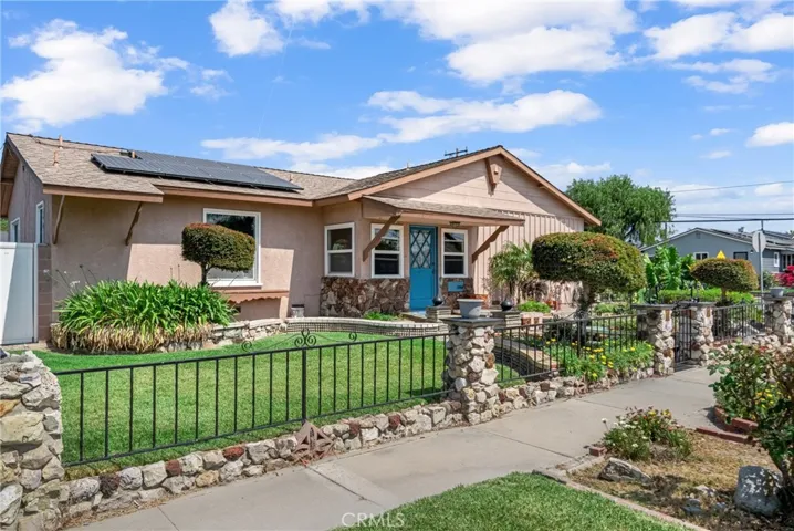 7860 La Fiesta Drive, Buena Park, California 90620
