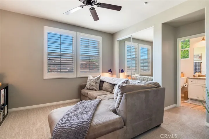 Guest Room/Bedroom 4
with Ensuite