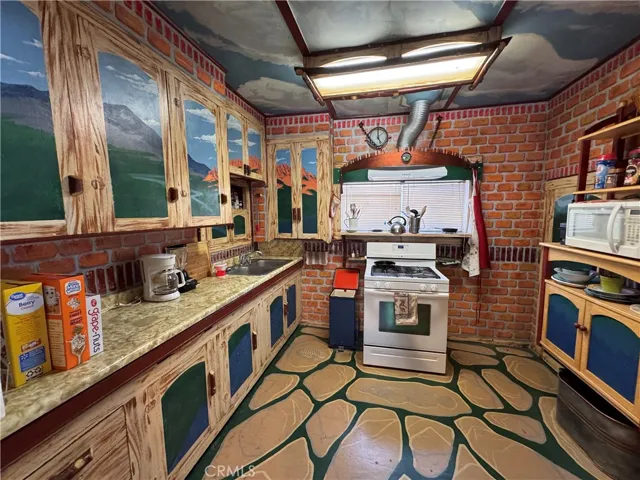 35601 National Trails, Daggett, California 92327