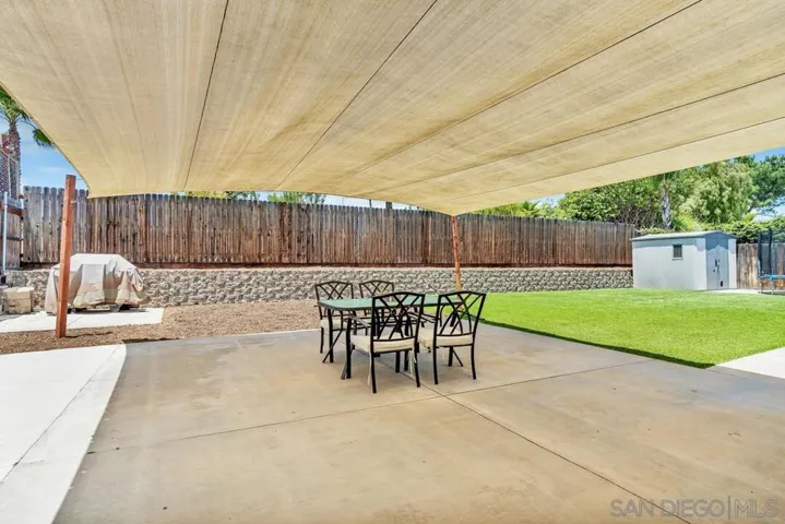 9066 Kay Jay Ln, Lakeside, California 92040