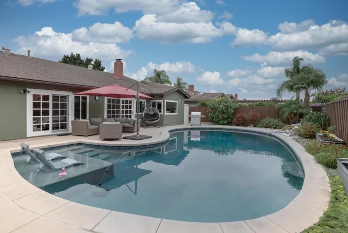 7919 Forrestal Rd, San Diego, California 92120