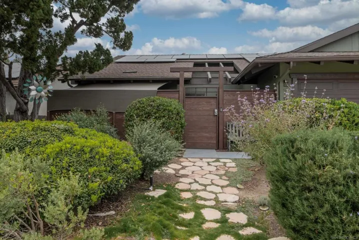 7919 Forrestal Rd, San Diego, California 92120