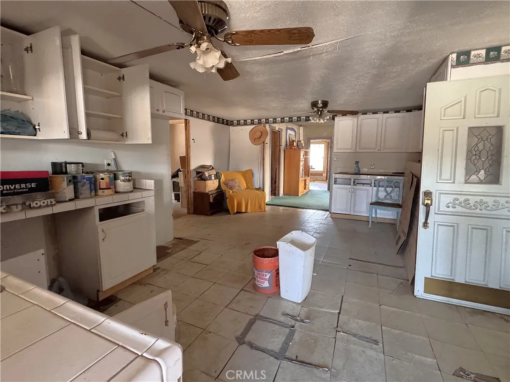 35587 National Trails, Daggett, California 92327 home-pic-3