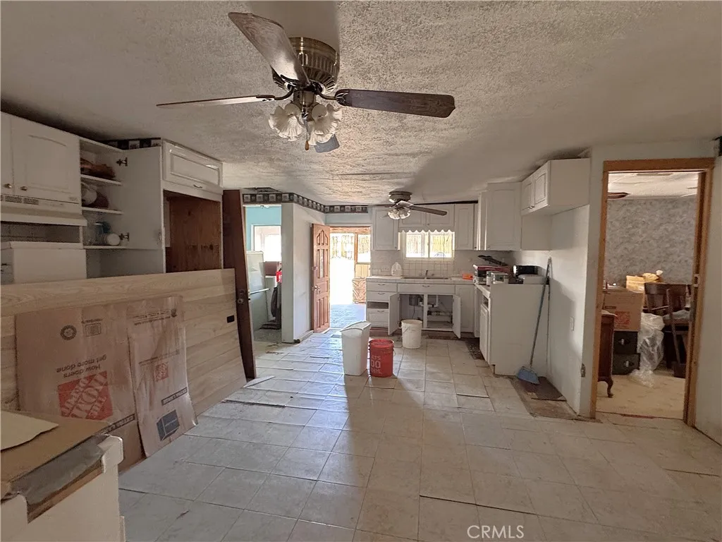 35587 National Trails, Daggett, California 92327 home-pic-6