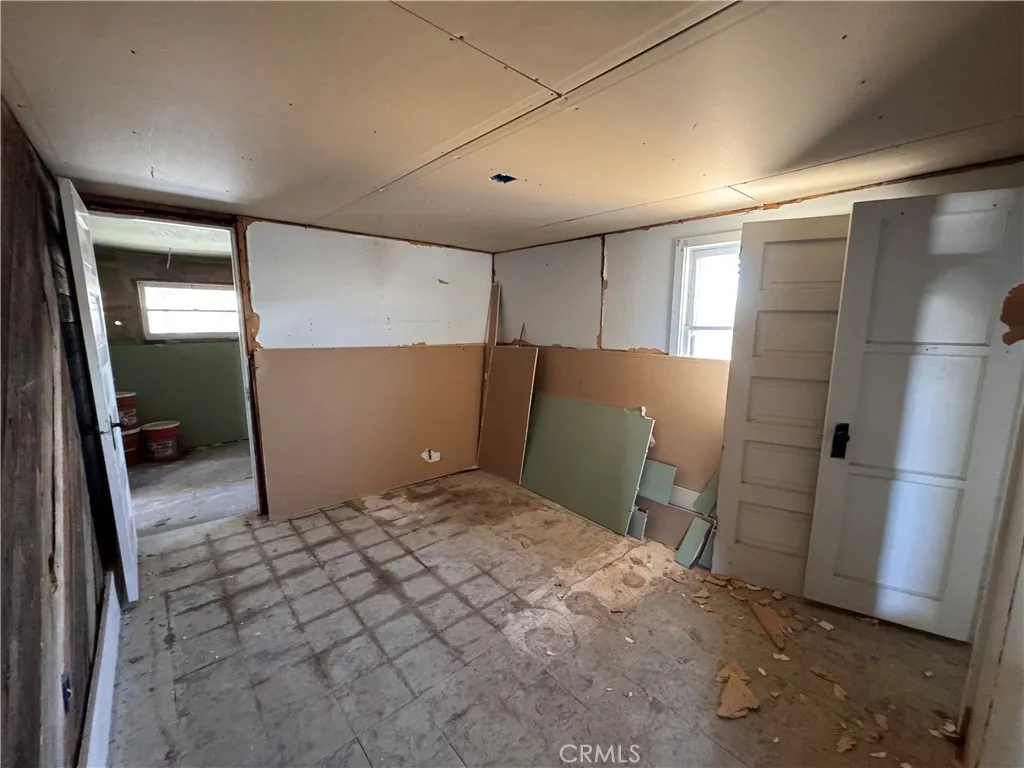 35587 National Trails, Daggett, California 92327 home-pic-45