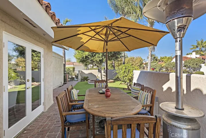 Outdoor dining area