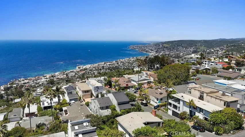 883 Katella Street, Laguna Beach, California 92651